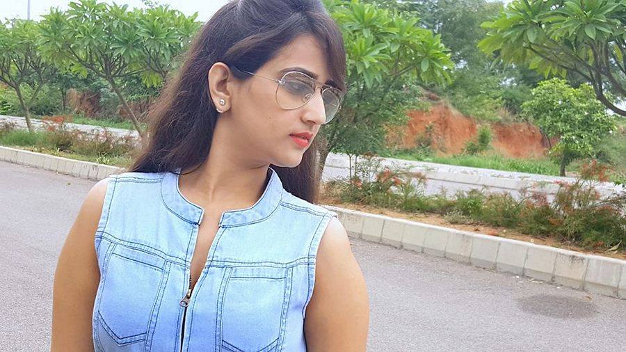 Anchor Manjusha Photoshoot