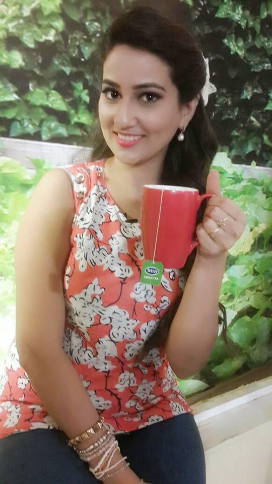 Anchor Manjusha Sexy Pics