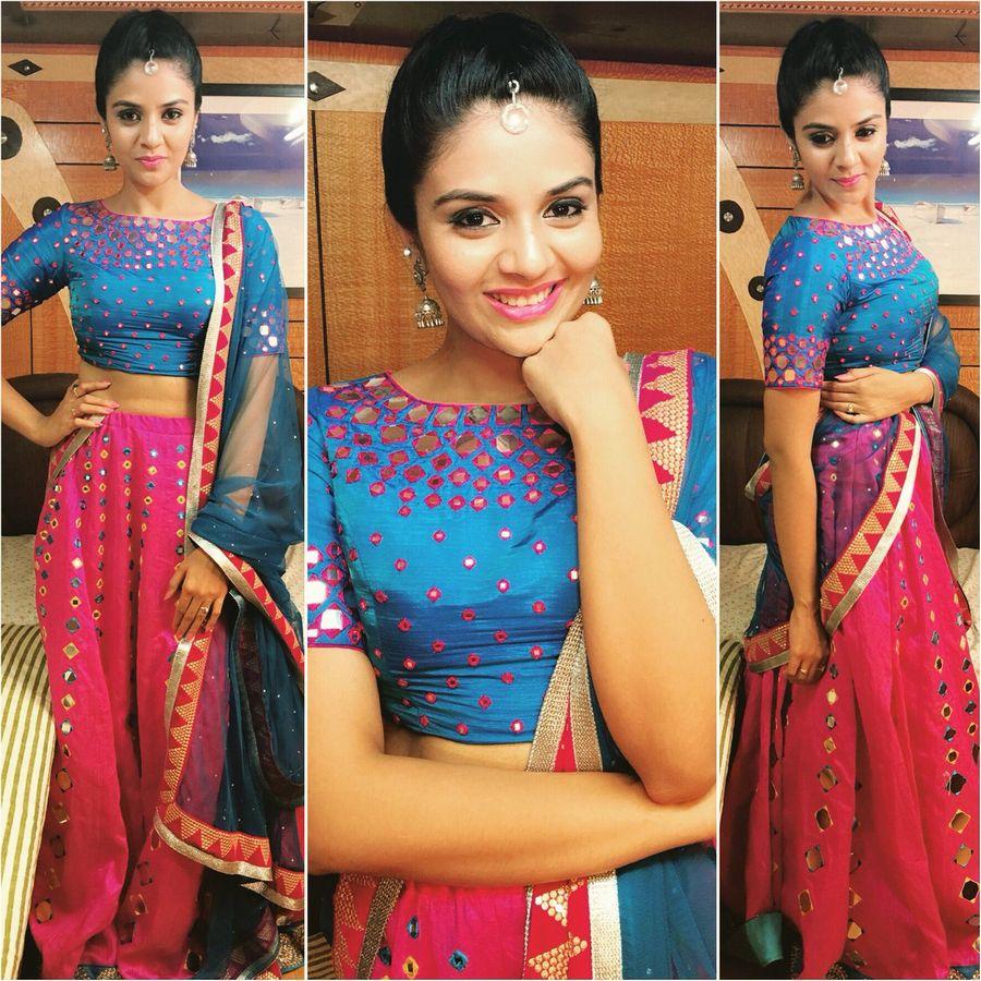 Anchor Sreemukhi Latest Photoshoot 2017 Stills