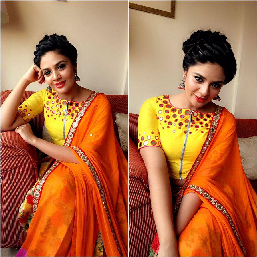 Anchor Sreemukhi Latest Photoshoot 2017 Stills