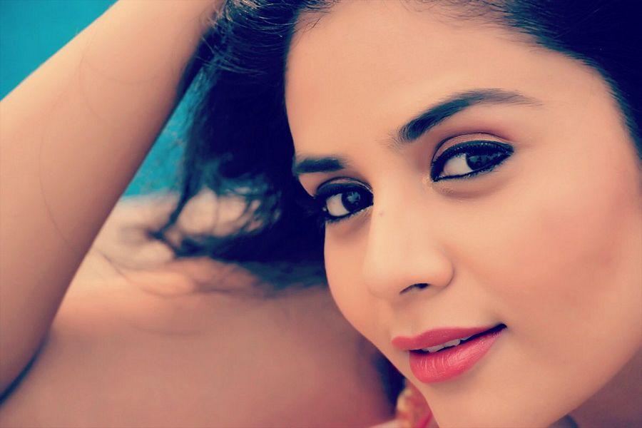 Anchor Sreemukhi Latest Photoshoot 2017 Stills