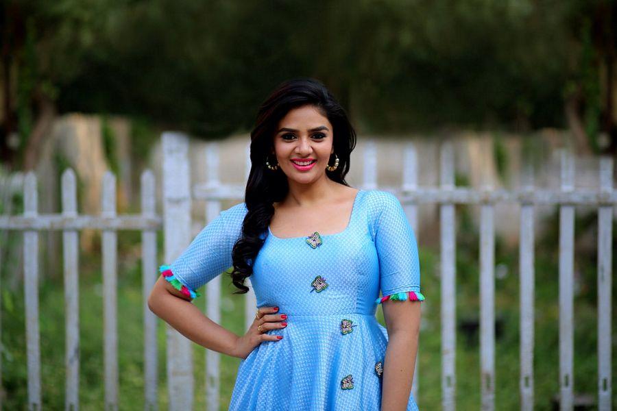 Anchor Sreemukhi Latest Photoshoot 2017 Stills