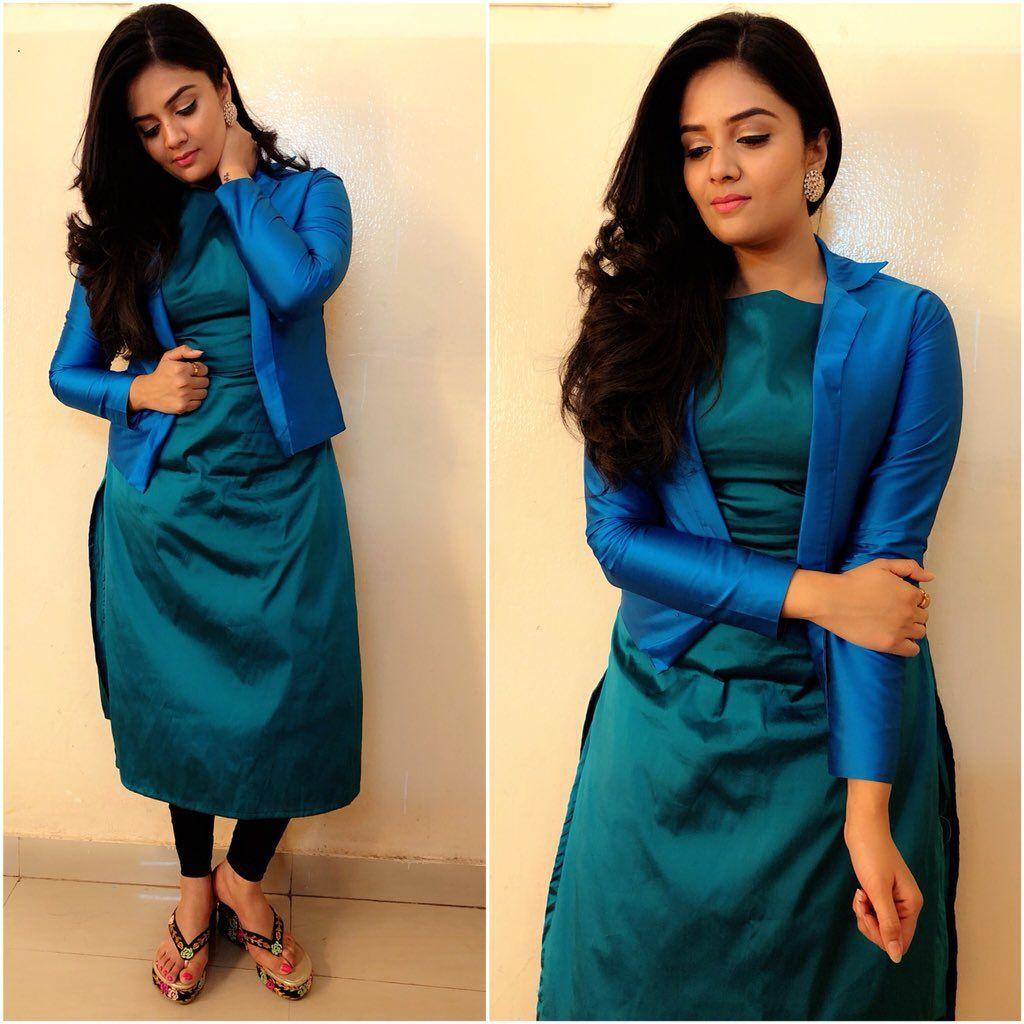 Anchor Sreemukhi Looking Adorable Photoshoot Stills