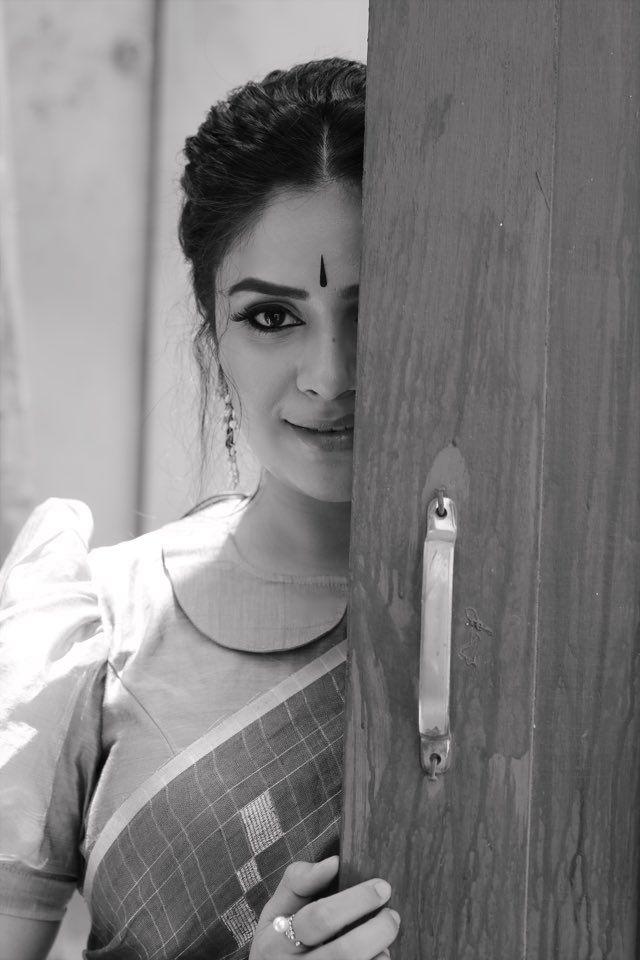 Anchor Sreemukhi Looking Adorable Photoshoot Stills