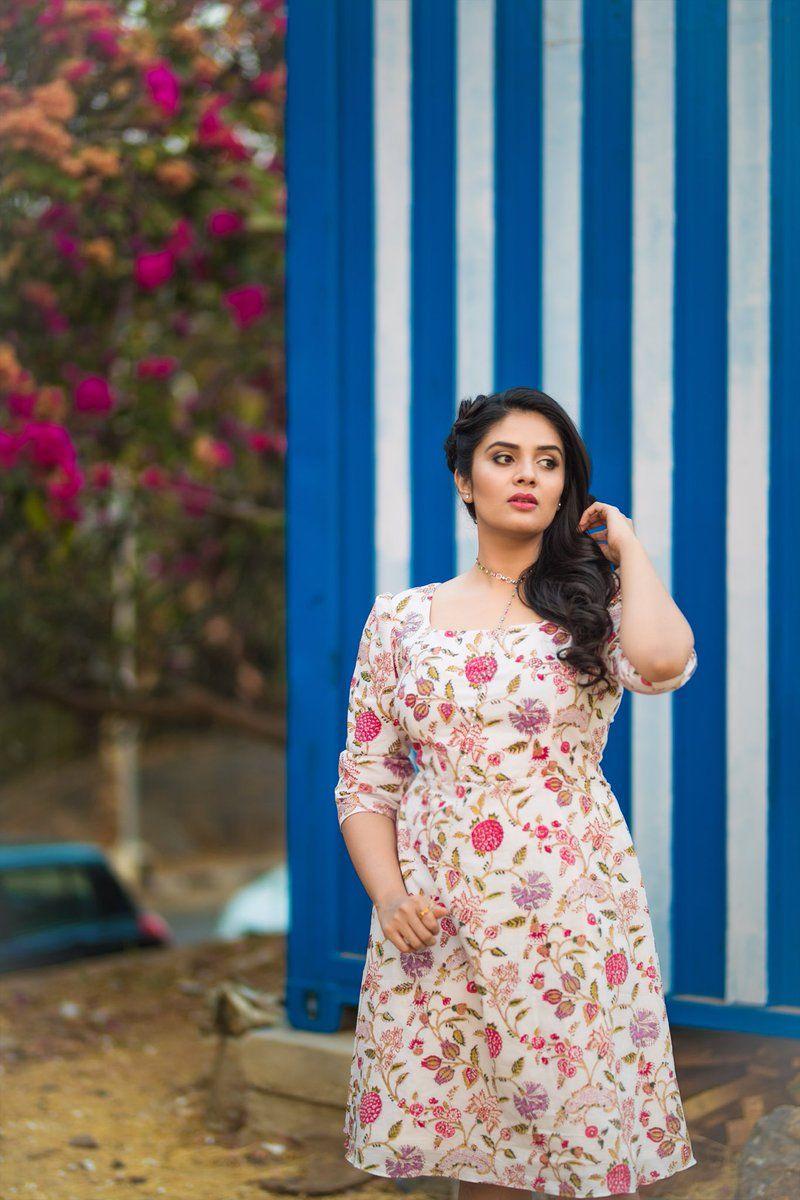 Anchor Sreemukhi Looking Adorable Photoshoot Stills