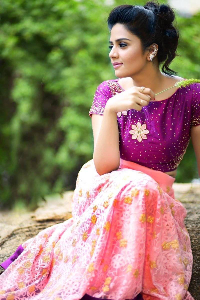 Anchor Srimukhi Latest Photoshoot Stills