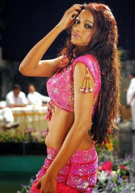 Anchor Udaya Bhanu Rare & UNseen Photos