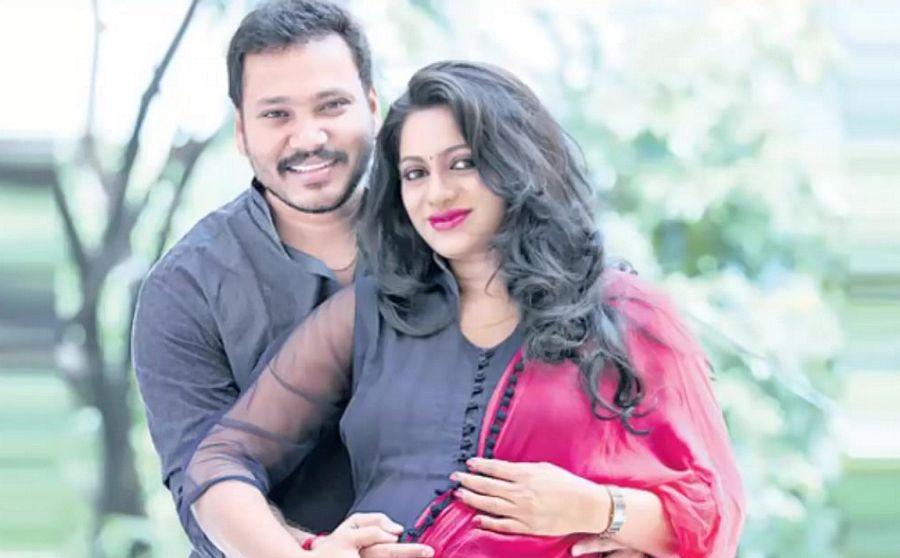 Anchor Udaya Bhanu Rare & UNseen Photos