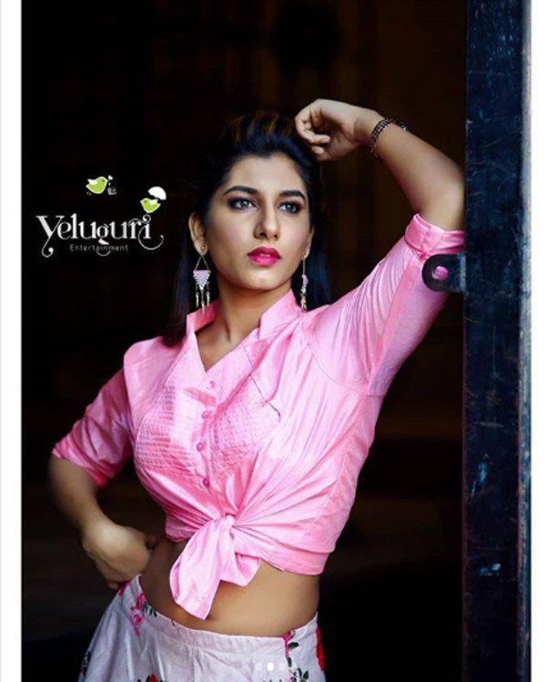 Anchor Vishnu Priya Latest Photoshoot Stills