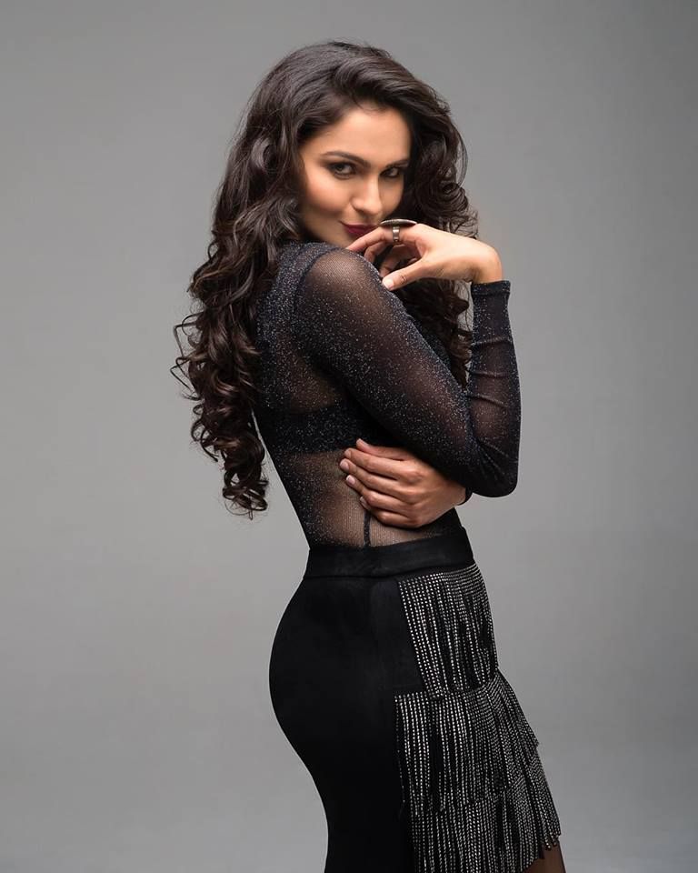 Andrea Jeremiah Latest PhotoGallery