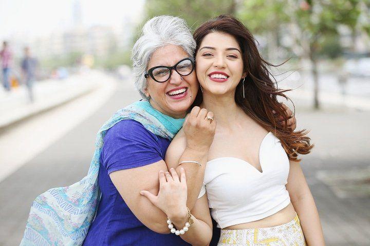 Angel Mehreen Pirzada Looks Absolutely Stunning Photos