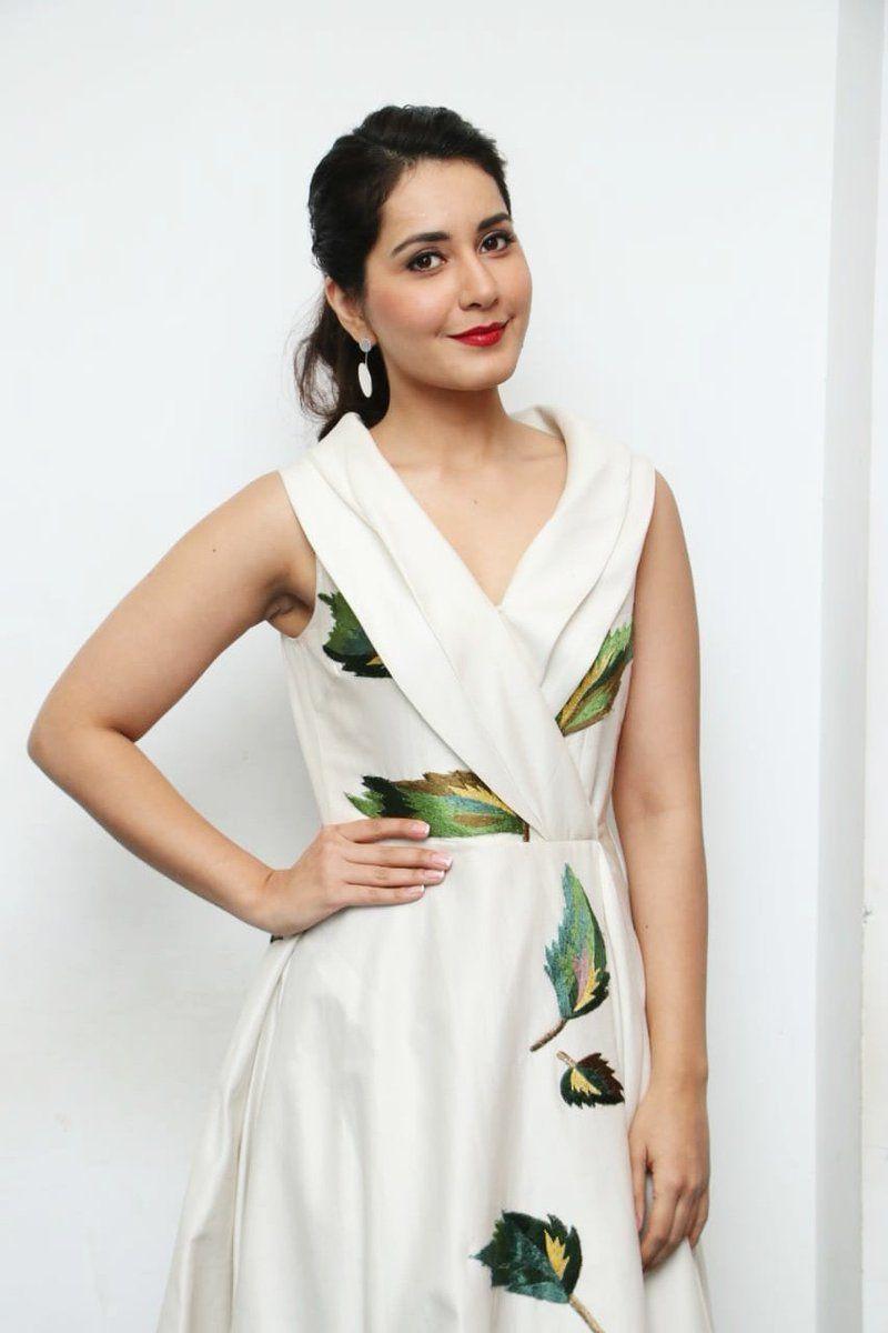 Angelic Beauty Rashi Khanna Looking Gorgeous Photo Stills