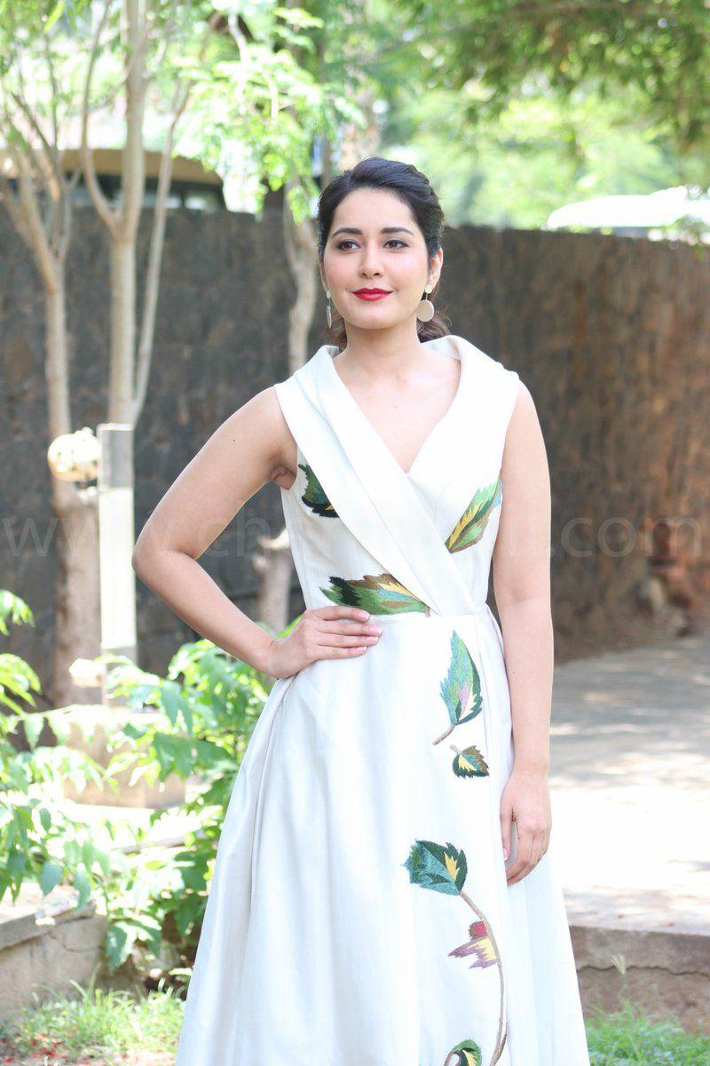 Angelic Beauty Rashi Khanna Looking Gorgeous Photo Stills