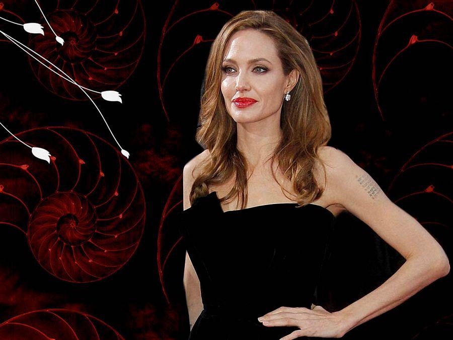 Angelina Jolie Latest Hot HD Close UP Wallpapers
