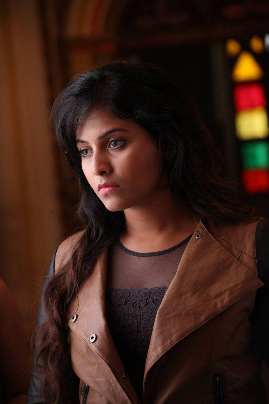 Anjali Stills From Chitrangada Movie