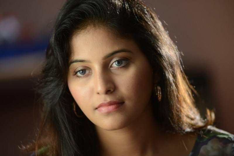 Anjali Stills From Chitrangada Movie