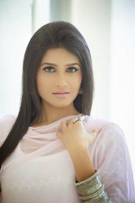 Anjena Kirti Latest Photo Stills