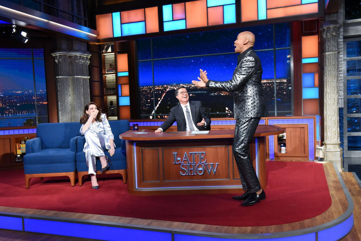 Anne Hathaway Latest New Stills