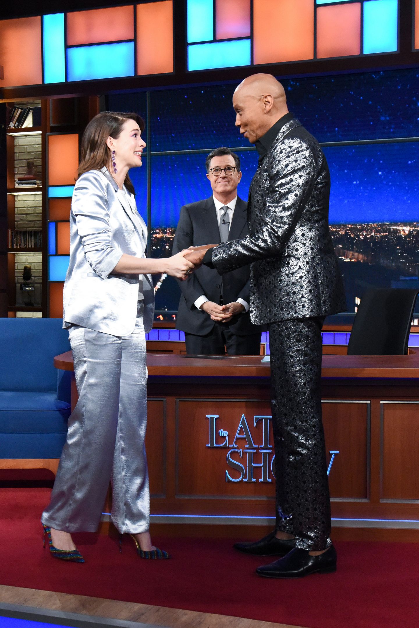 Anne Hathaway Latest New Stills