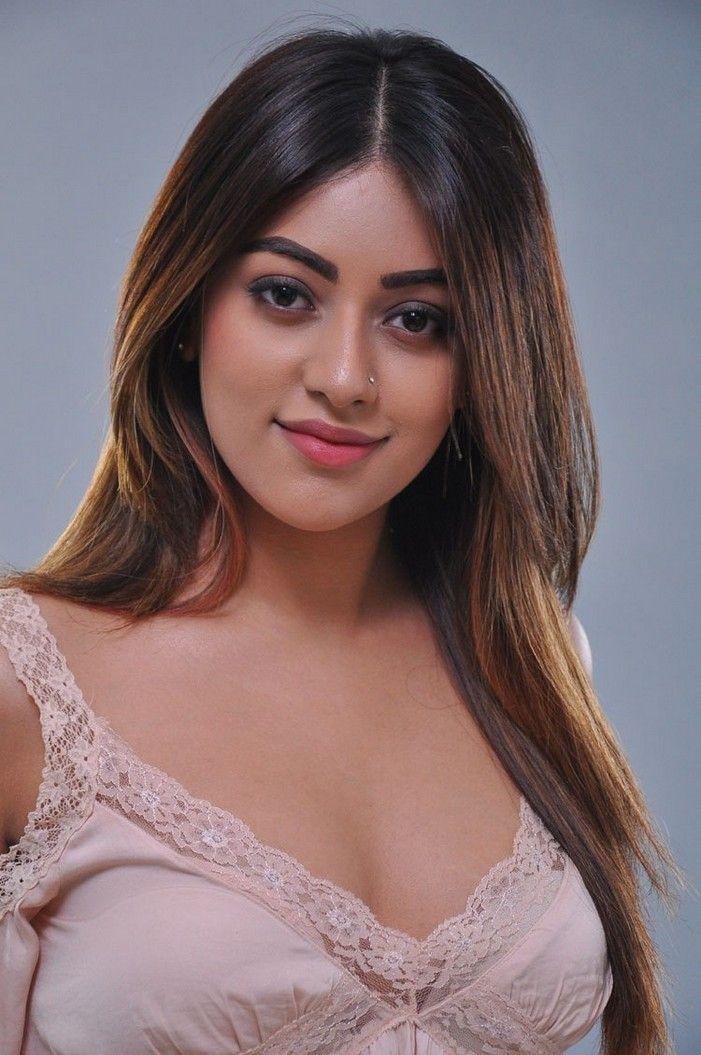 Anu Emmanuel Hot 2017 Latest Photo Stills