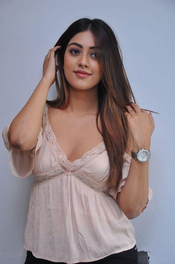 Anu Emmanuel Hot 2017 Latest Photo Stills