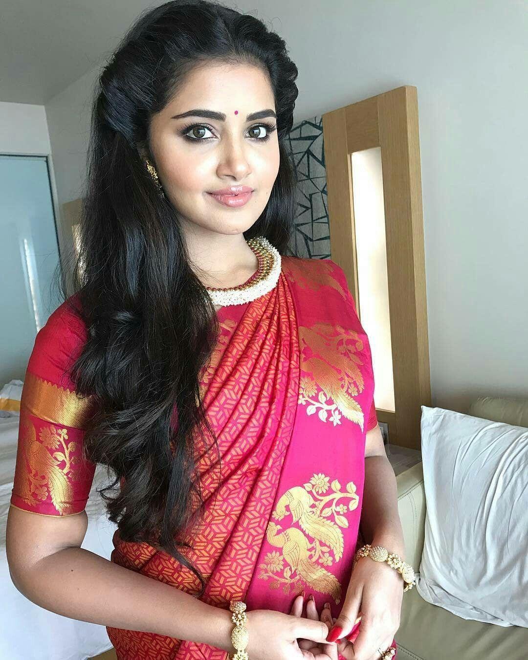 Anupama Parameshwaran looking gorgeous in this Saree