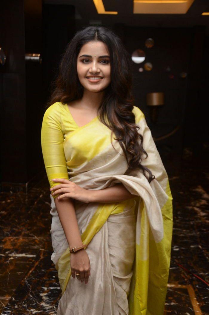 Anupama Parameswaran Latest 2017 Stills