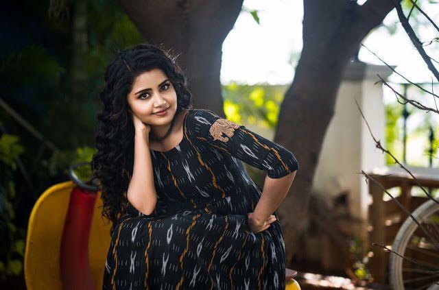 Anupama Parameswaran Latest Images & Photoshoot Stills