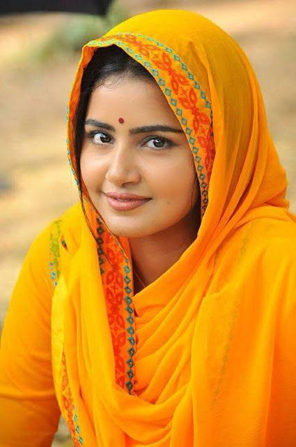 Anupama Parameswaran Latest Images & Photoshoot Stills