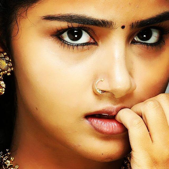 Anupama Parameswaran Latest Images & Photoshoot Stills