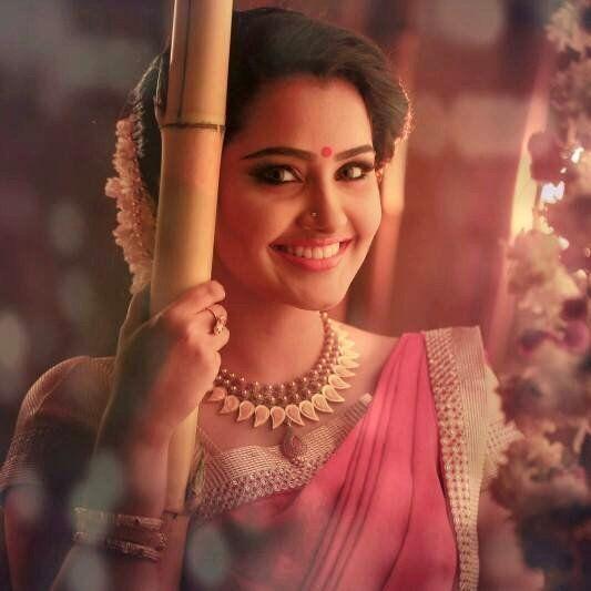 Anupama Parameswaran Latest Images & Photoshoot Stills