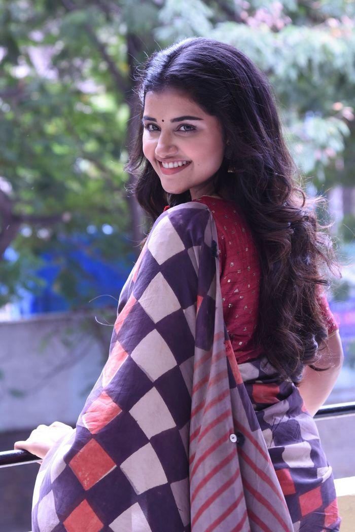 Anupama Parameswaran Latest Saree 2018 Photo Stills