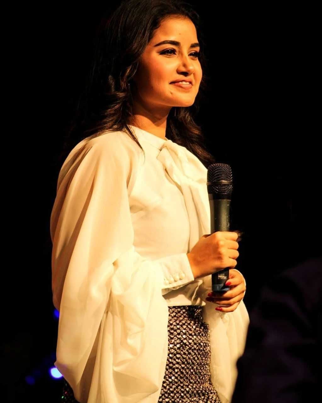 Anupama Parameswaran New Photo Pics
