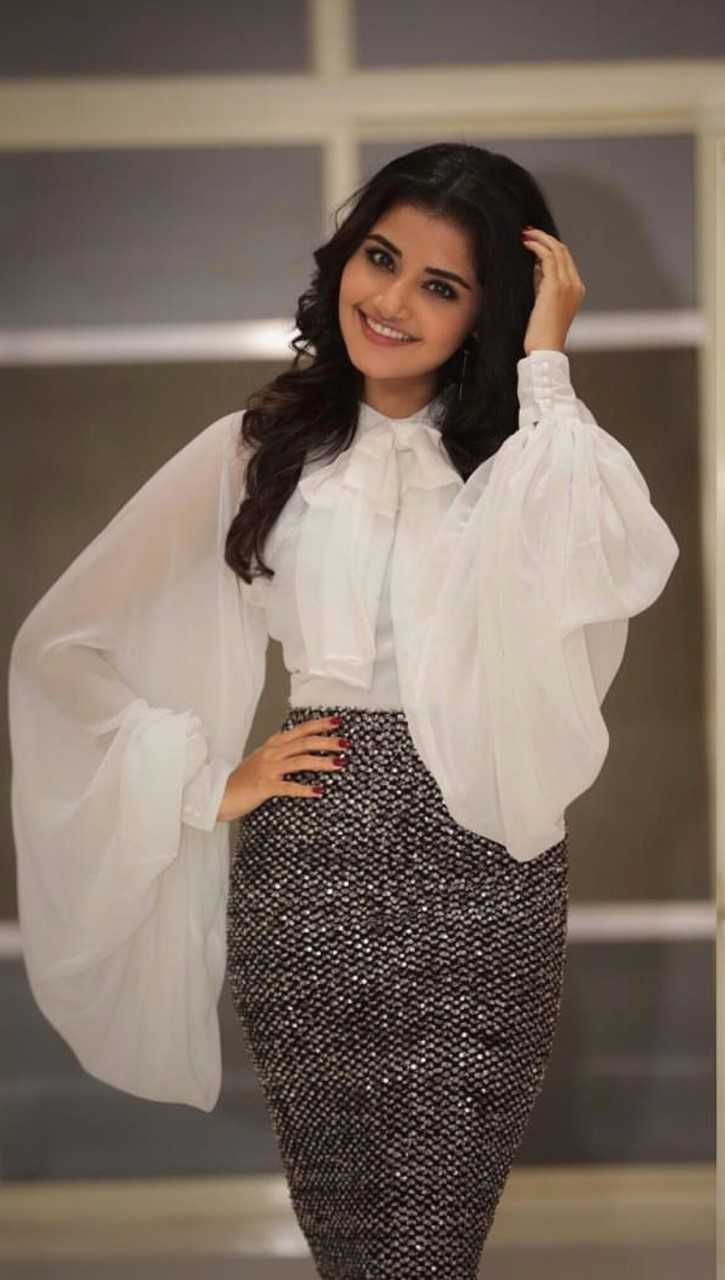 Anupama Parameswaran New Photo Pics