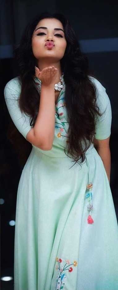 Anupama Parameswaran New Pics