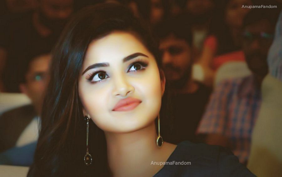 Anupama Parameswaran Recent Pics