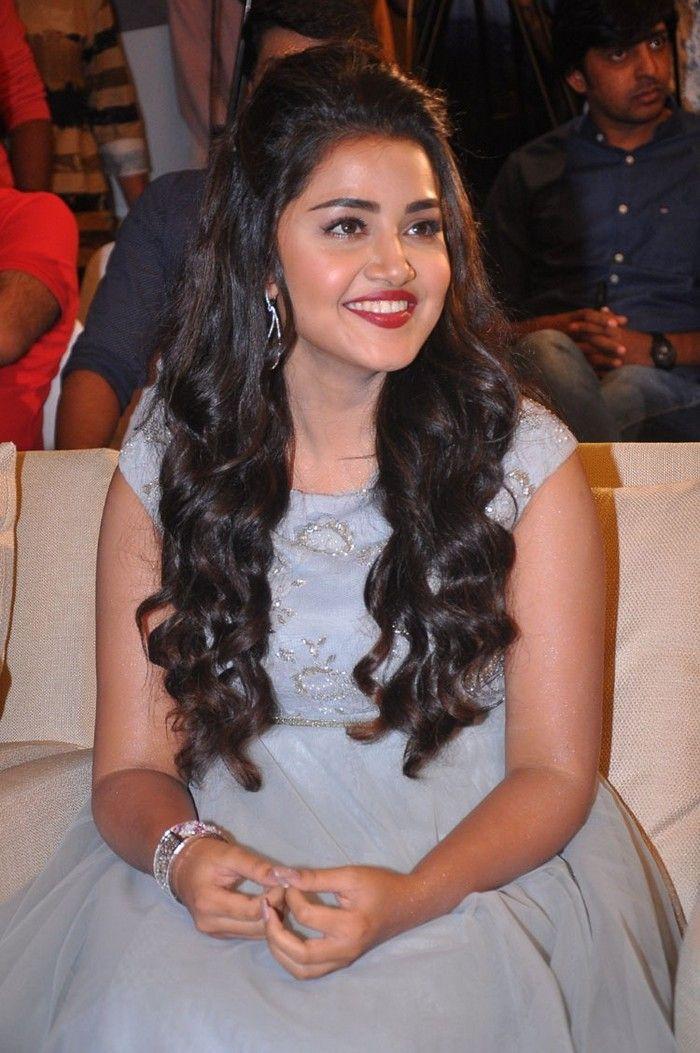Anupama Parameswaran Stills at Vunnadi Okate Zindagi Pre Release Event