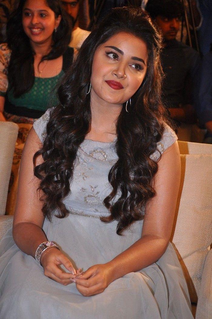 Anupama Parameswaran Stills at Vunnadi Okate Zindagi Pre Release Event