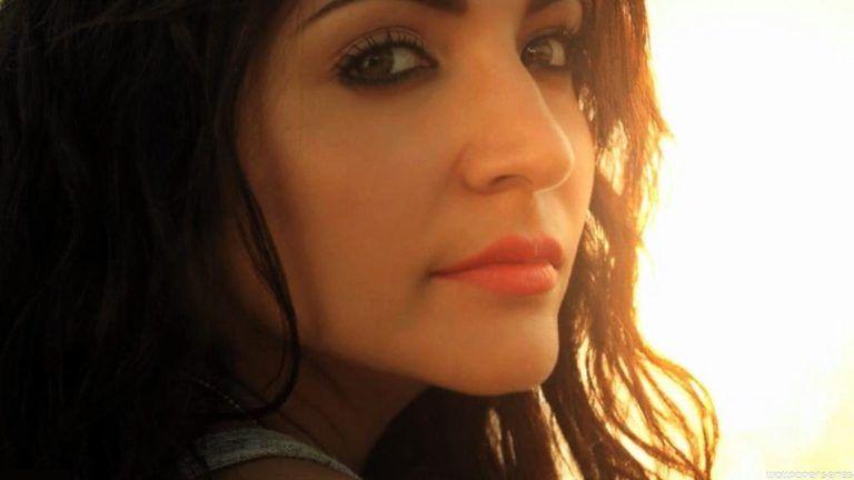 Anushka Sharma Latest HD Hot & Spicy Colse Up Wallpapers