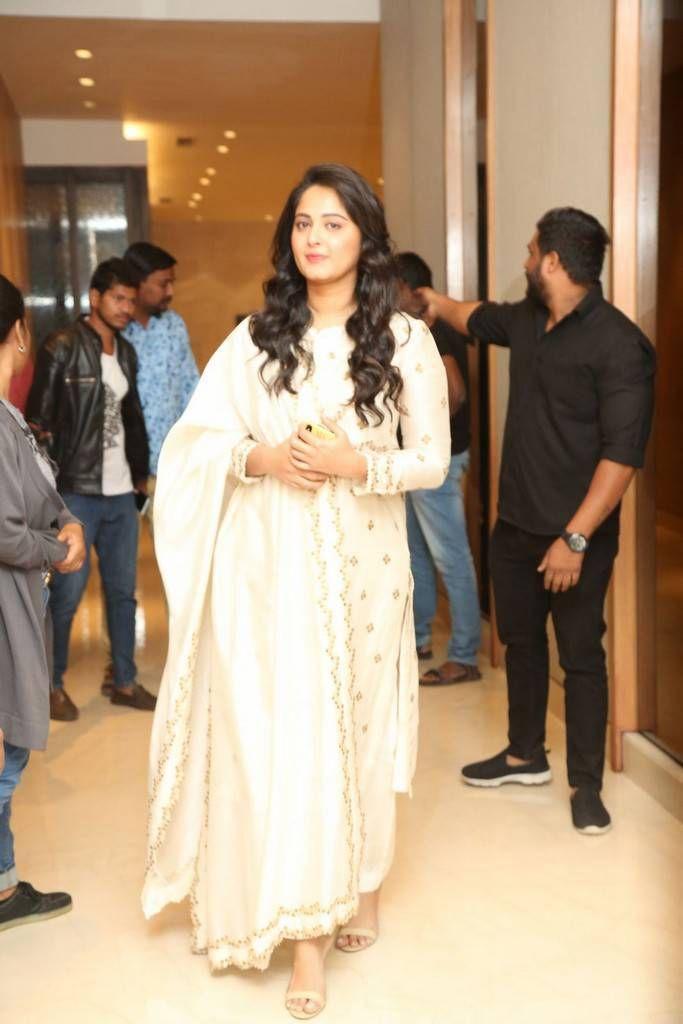 Anushka Stills At Bhaagamathie Movie Pre Release Event