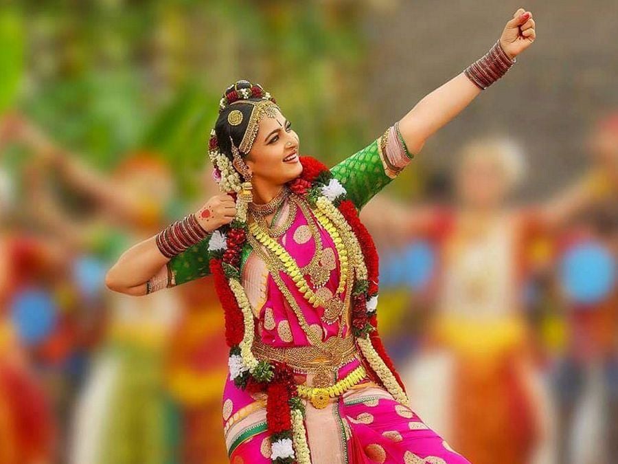 Anushka shetty hot and rare pics