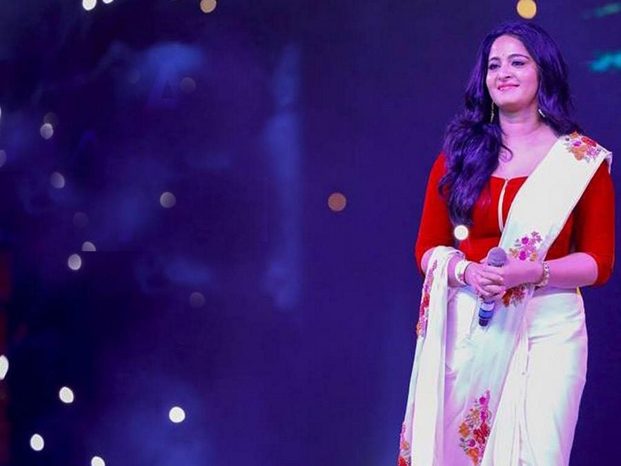 Anushka shetty hot and rare pics