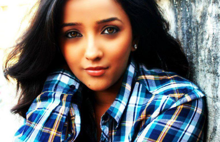 Apurva Nemlekar Marathi Actress Latest Photos