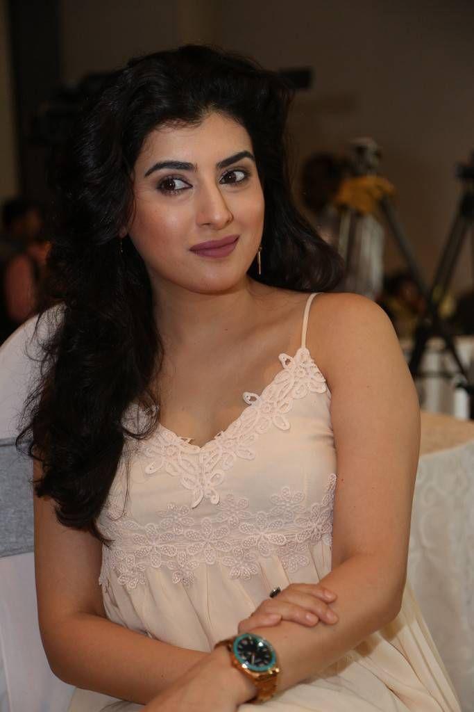 Archana Stills At Sutra Exhibition Curtain Raiser