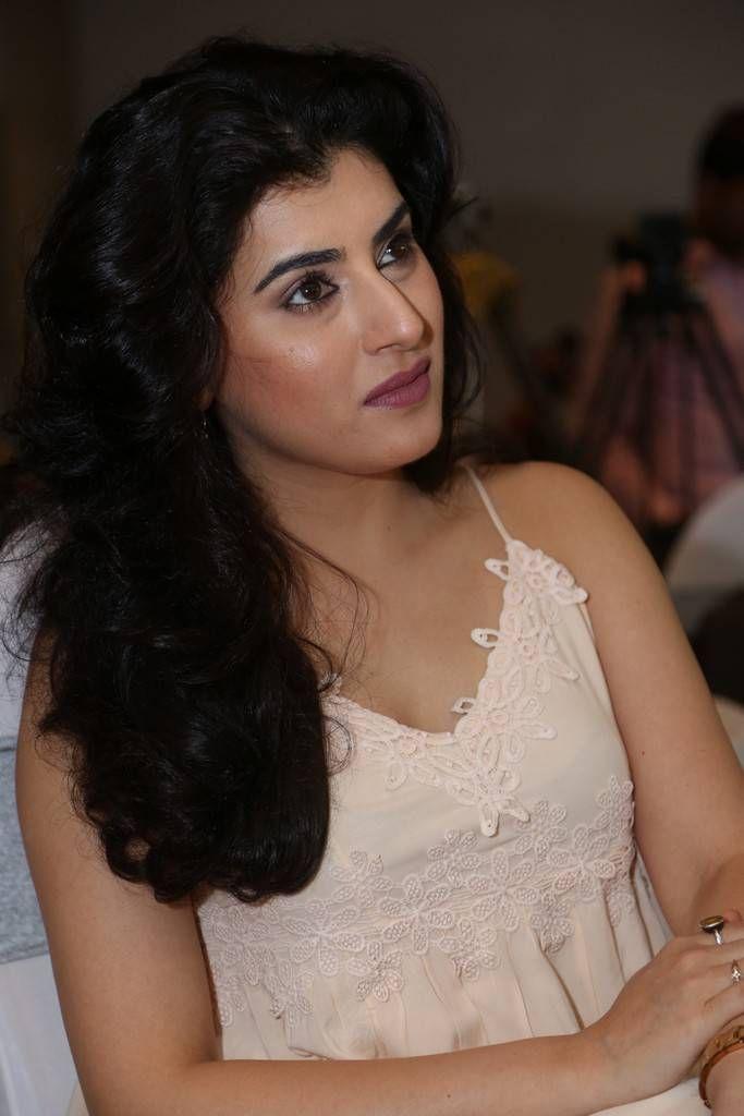 Archana Stills At Sutra Exhibition Curtain Raiser