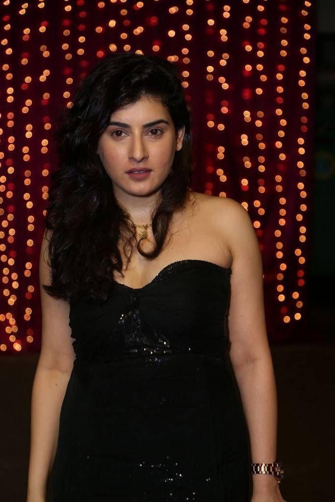 Archana Stills At Zee Telugu Apsara Awards 2017