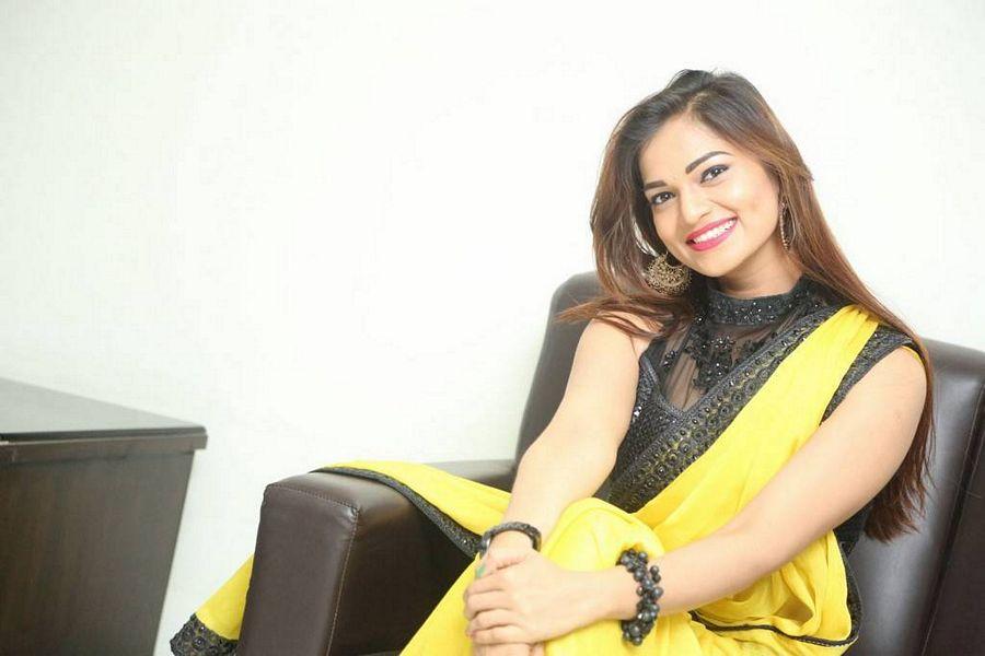 Aswini Stills At Nuvvu Nenu Osey Orey Release Press Meet