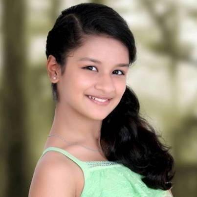 Avneet Kaur Beautiful HD Wallpapers