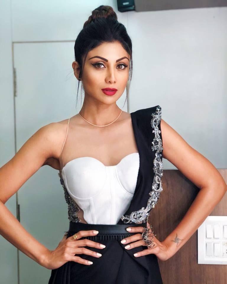 SHILPA SHETTY RARE AND UNSEEN HOT PHOTOS