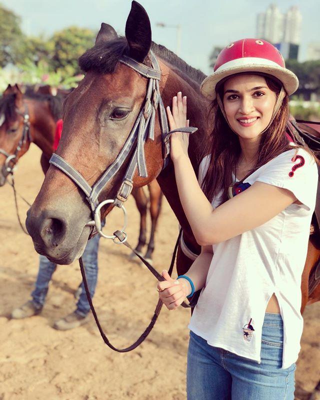 B'day Special: Actress Kriti Sanon Rare & Unseen Photos